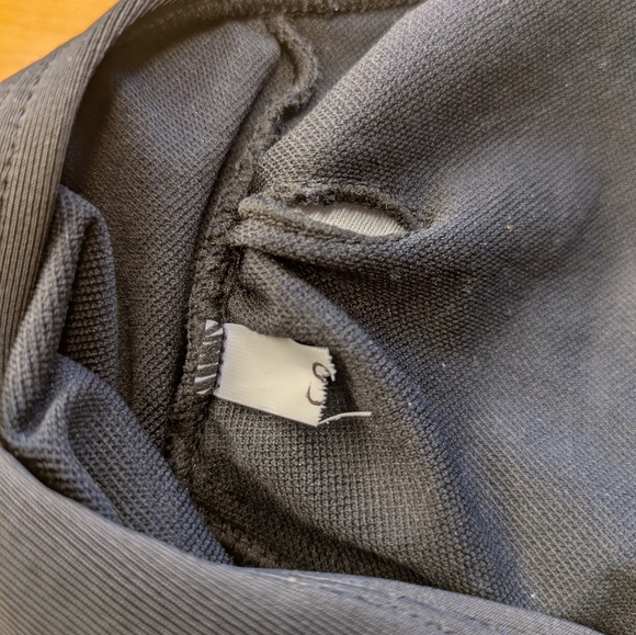 Black Halter Crossover Cutout Black Bikini Top - Picture 4 of 4